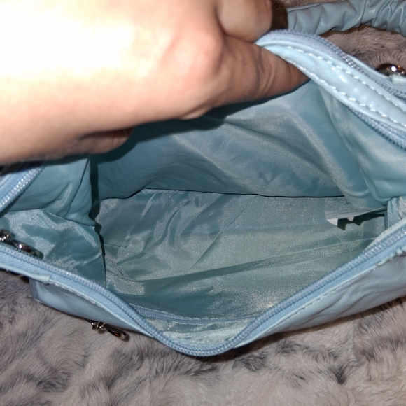 Modern Blue Leather Shoulder Bag With Heart Accents - Picture 10 of 12